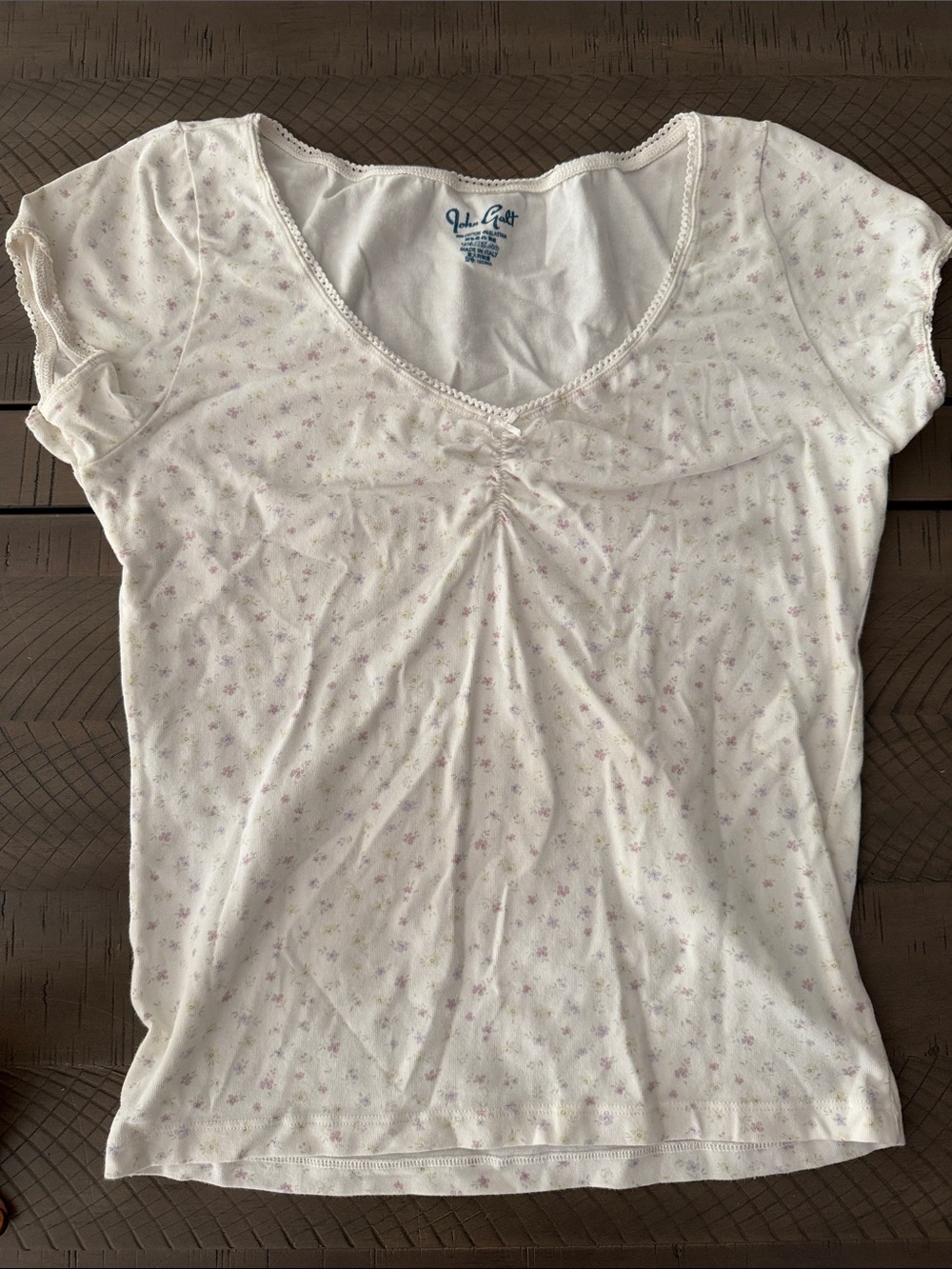 Brandy Melville Cream Short Sleeve Scoop Neck Tee with Tiny Pink Floral Print